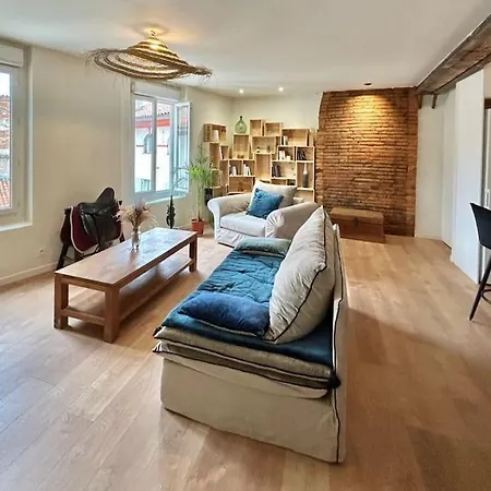 Les Puits Clos : Magnifique T2 Sous Les Toits